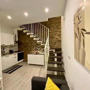  Casa vacanze Loft Lava Stone Italia
